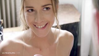ULTRAFILMS Alexis Crystal seduced actor when his cock jumped out of his pants during makeup.